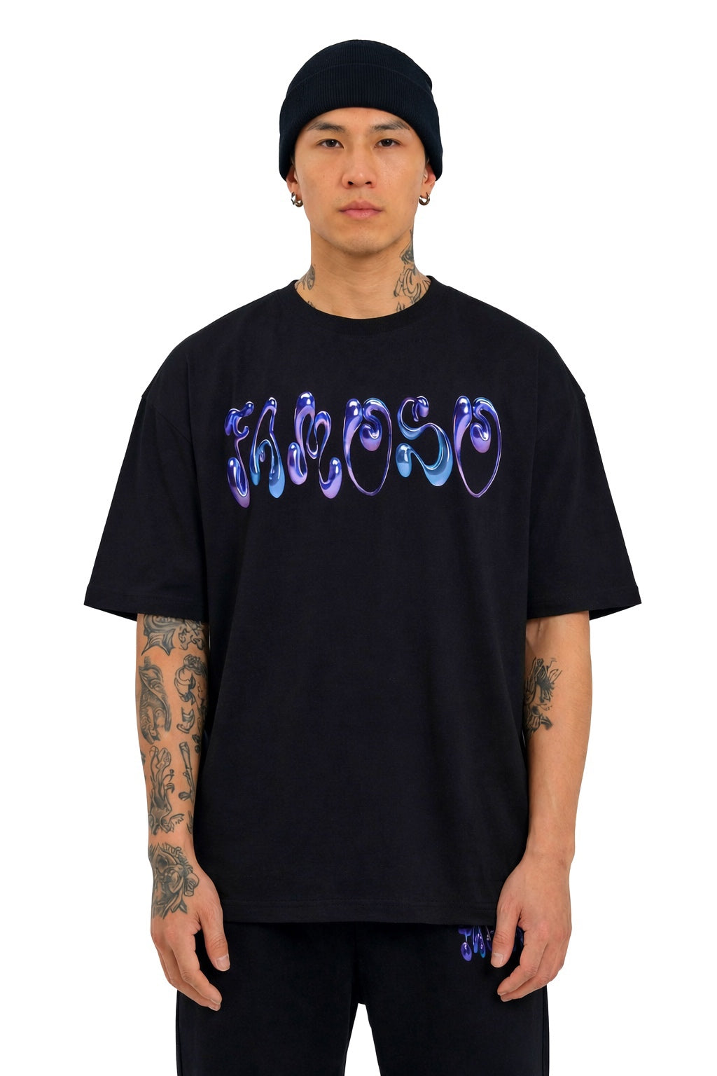 Schwarzes oversized T-Shirt mit Front-Print „FAMOSO“, 270 GSM aus 100 % Baumwolle, cleaner Streetwear-Fit